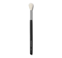 M510 Round Blender Highlighter Brush Over White Background